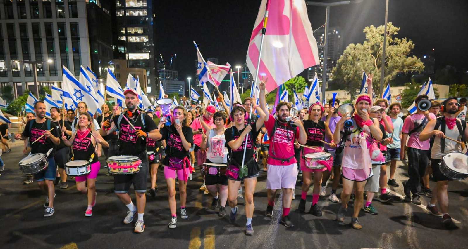 הצעדה בשדרות רוטשילד. קרדיט: בן כהן