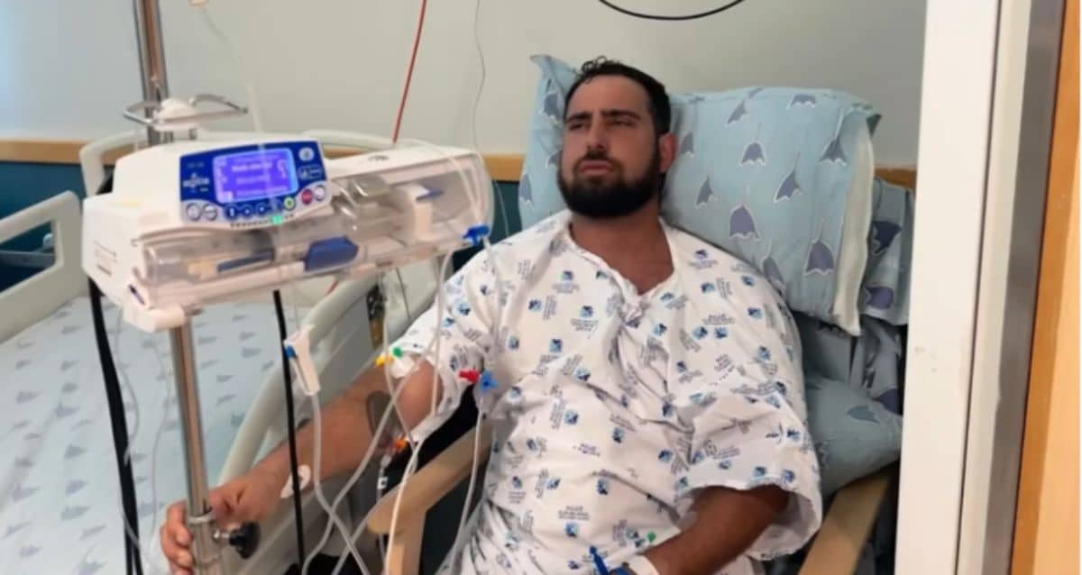 ד"ר אלכס ווינדרמן במיטת בית החולים, צילום: מתוך אינסטגרם @_doctor.alex